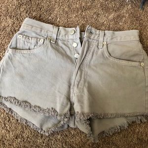 Gray Levi short